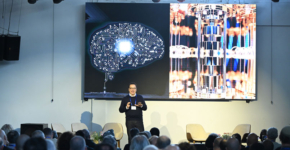 אלסנדרו קוריוני, סגן נשיא ביבמ לאירופה ואפריקה, ומנהל מעבדות המחקר של החברה בציריך.