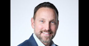 דן מקונל, סגן נשיא בכיר לניהול מוצר ותשתיות ארגוניות בהיטאצ'י ונטרה.