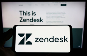 רוכשת בישראל. זנדסק.