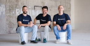 משמאל ימין: רום דודקביץ, סמנכ"ל הטכנולוגיה; נעם אוודיש, המנכ"ל; אנטולי בליגובסקי, סמנכ"ל המוצר. חברת imper.ai.