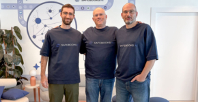 מייסדי סייבוקס. מימין: בועז אבידן, אחיקם קאופמן, גיא בר-גיל.