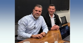 מימין לשמאל: ראש העיר מארגנטינה, בנדרל ברננדה, ומנכ"ל פארק עתידים תל אביב, אייל גרין.