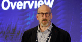 כריס ראדוש, סגן נשיא וסמנכ''ל התפעול של ESG, חטיבת האבטחה של ברודקום.