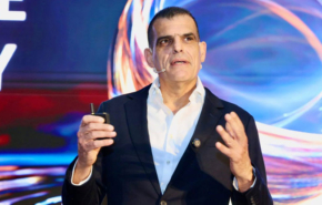 אלון בן צור, מנכ"ל בינת תקשורת מחשבים.