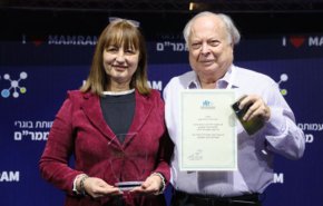 מימין: איציק מלאך ותא"ל (מיל') אילה חכים.