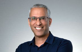 אל''מ (מיל') ד''ר משה קנזין, סמנכ"ל מערכות מידע בדואר ישראל.