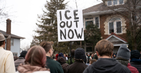 הפגנה נגד ICE במיניאפוליס.