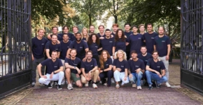 צוות חברת קלירלי.