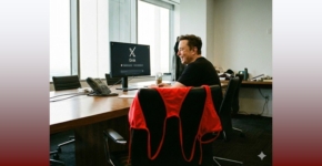 סקנדל הביקיני וגרוק ב-X הצחיק אותו. אילון מאסק.