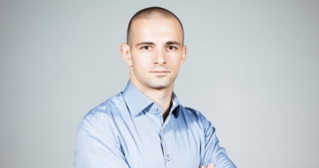 ד"ר לב טופור, מחבר הספר: Cyber Sovereignty: International Security, Mass Communication, and the Future of the Internet.