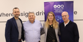 מציגים התמחות חדשה. (שמות המצולמים מפורטים בתחתית הידיעה).