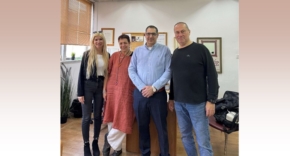 יפית זיגמן, InterSystems; ד"ר מורית בארי, מנכ"לית בית החולים אלי"ן; תני פרנקל, InterSystems; אריה מלמד יקל, Deputy Director General ו-Strategic Planning באלי"ן.