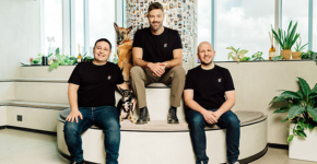 מייסדי גמביט: אלון גרומקוב, מנכ"ל החברה, סער אליאס, סמנכ"ל המוצר, ומאי קוגן, סמנכ"ל הטכנולוגיות.