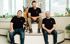 מייסדי גמביט: אלון גרומקוב, מנכ"ל החברה, סער אליאס, סמנכ"ל המוצר, ומאי קוגן, סמנכ"ל הטכנולוגיות.