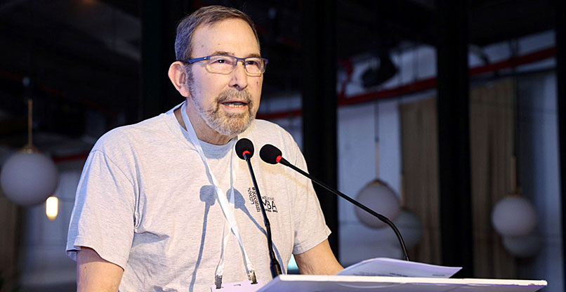 פרופ' גדי אריאב, יו"ר ועדת השיפוט לבחירת המנמ''רים המצטיינים מטעם אנשים ומחשבים.