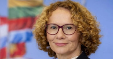 רדמילה שקרינסקה, סגנית מזכ''ל נאט''ו.