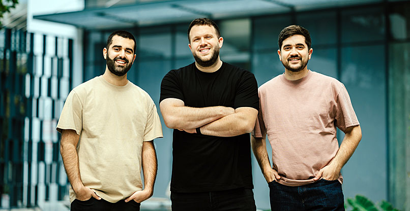 מייסדי אסטליה. מימין: נדב אוסטרובסקי, אלון נוי (נויהאוז) ורועי רג'ואן.