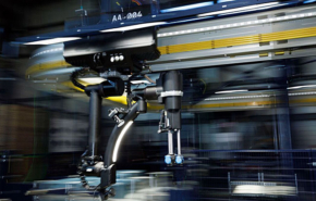 הרובוט בלו ג'יי של אמזון.