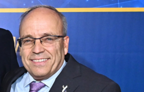 אברהם נובוגרוצקי, נשיא התאחדות התעשיינים.