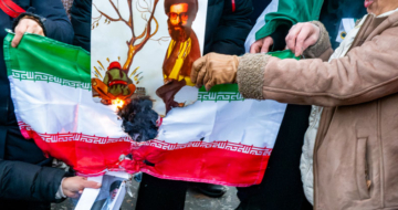 הפגנת תמיכה במוחים באיראן, שנערכה בחודש שעבר בפריז.