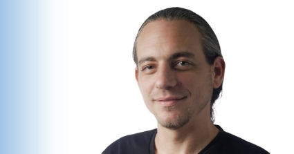 דניאל מכניק, המייסד וה-CTO של אאוטברן.