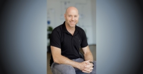 זיו נבו, מנכ"ל פספורטכארד LABS.