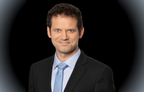 עו"ד ליאור אתגר, שותף, ראש תחום הגנת המידע, סייבר וטכנולוגיות מידע במשרד EBN - ארדינסט, בן נתן, טולידאנו.