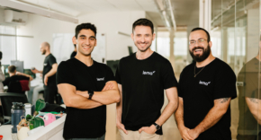 מייסדי למה AI. מימין: תומר רויזמן, אדי דובז'יק ועומר יהודאי. 