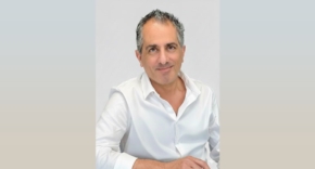 גלעד חסון, מנהל אגף תפנית (Tafnit) בחטיבת המערכות העסקיות של מטריקס.