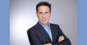 משה עזר, מנכ"ל מגי'ק המזרח התיכון.