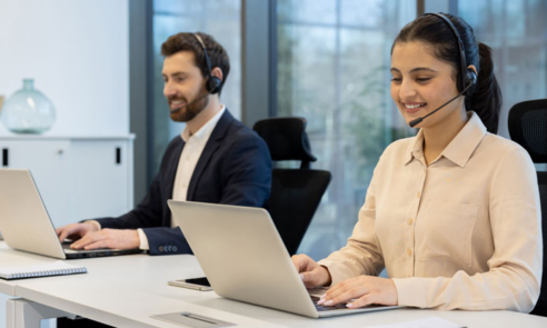 הבינה המלאכותית והענן משנים בהם הכל. מוקדי שירות קטנים ובינוניים.