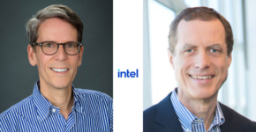 היו"ר הנכנס של אינטל, ד"ר קרייג בארט (מימין), וזה היוצא, פרנק יארי.