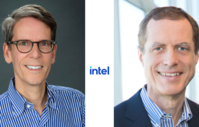 היו"ר הנכנס של אינטל, ד"ר קרייג בארט (מימין), וזה היוצא, פרנק יארי.