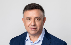 אבי גבאי, מנכ"ל פרטנר.