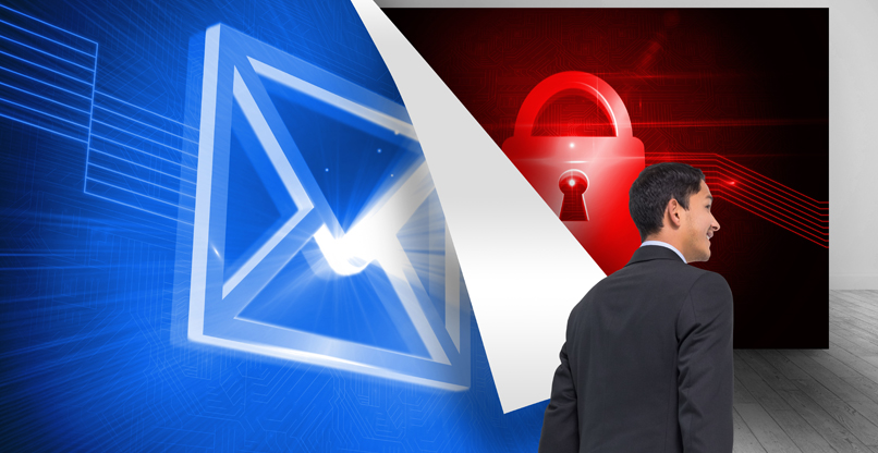 כתובות האימייל גלויות בפני רשויות החוק.