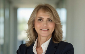 בלה יעקובי, מנכ"לית ומייסדת חברת נוביליס.