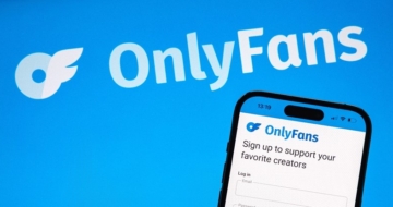 הבעלים שלה מת מסרטן בגיל 43. אונליפנס.