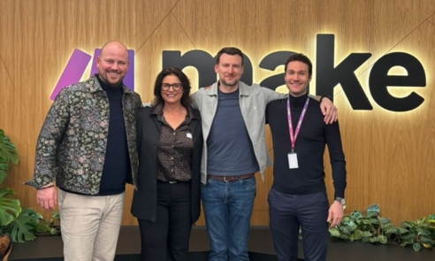 דלית שוורץ, מנהלת חטיבת ONE twodo של וואן טכנולוגיות עם הנהלת מייק.