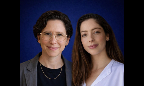 מימין: עידית יניב, דירקטוריון, ואילאיל בן צור, סמנכ"לית השיווק - האניבוק.