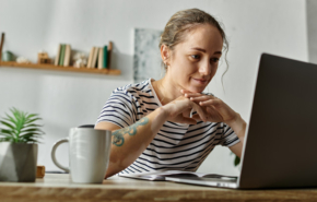 ניהול בתקופות חירום מחייב איזון מתמיד בין המשכיות תפקודית לרגישות אנושית.