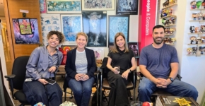 מימין לשמאל: בן פלד, מנהל צוות לינקס; ד"ר איילת בן עזר גלברד, מנכ"לית אוניברסיטת רייכמן; שירי אבצוק, סגנית נשיא לשיווק ותקשורת באוניברסיטת ריייכמן; וגל בנקין, מנהלת שותפויות וחסויות בלינקס.