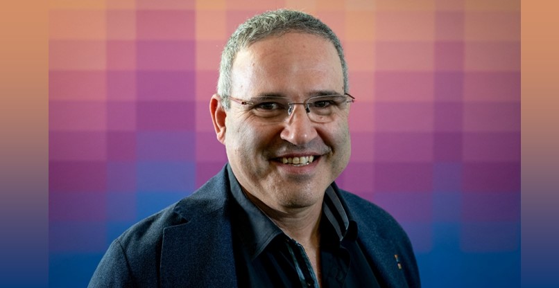 שרון אוליאר, מהנדס מערכות בכיר במיקרוסופט ישראל.