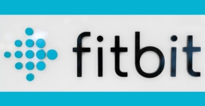 תכונותיו משתדרגות בעזרת AI. פיטביט מבית גוגל.