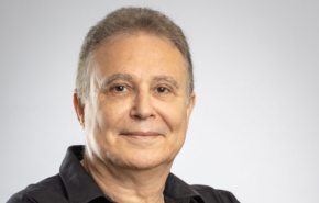 אלי ברששת, מנכ"ל וואן הראל.