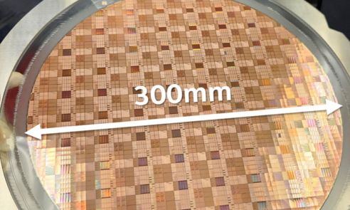 טכנולוגיית ה-GaN החדשה של אינטל.