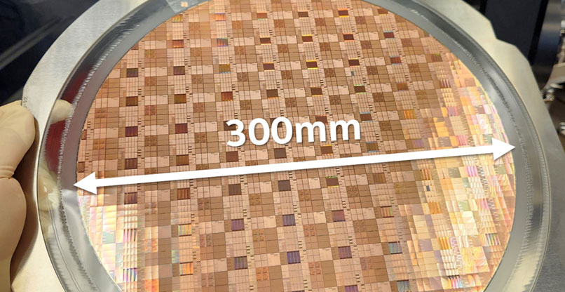 טכנולוגיית ה-GaN החדשה של אינטל.