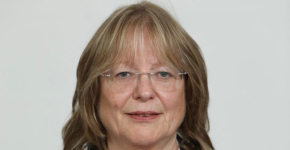 שרה צפריר, המנמ"רית הפורשת של בית החולים רמב"ם.