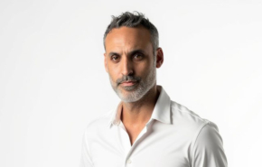 זאב הופמן, מנהל תחום המכירות בסוויט סקיוריטי.