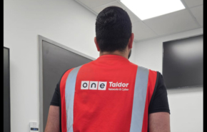 לוחם והיי-טקיסט. אורי אורגד, מצטיין נשיא.