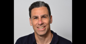 גיא שקולניק, מייסד ומנכ"ל וובטק, היצרנית של פלטפורמת Botica AI.